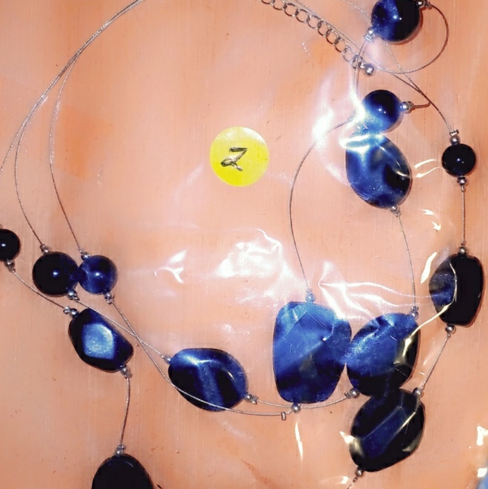 Necklaces - Picture 7 of 8